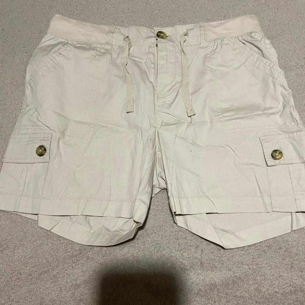 Dash Women's Pull On Shorts Cargo Style Tan Colored Medium
